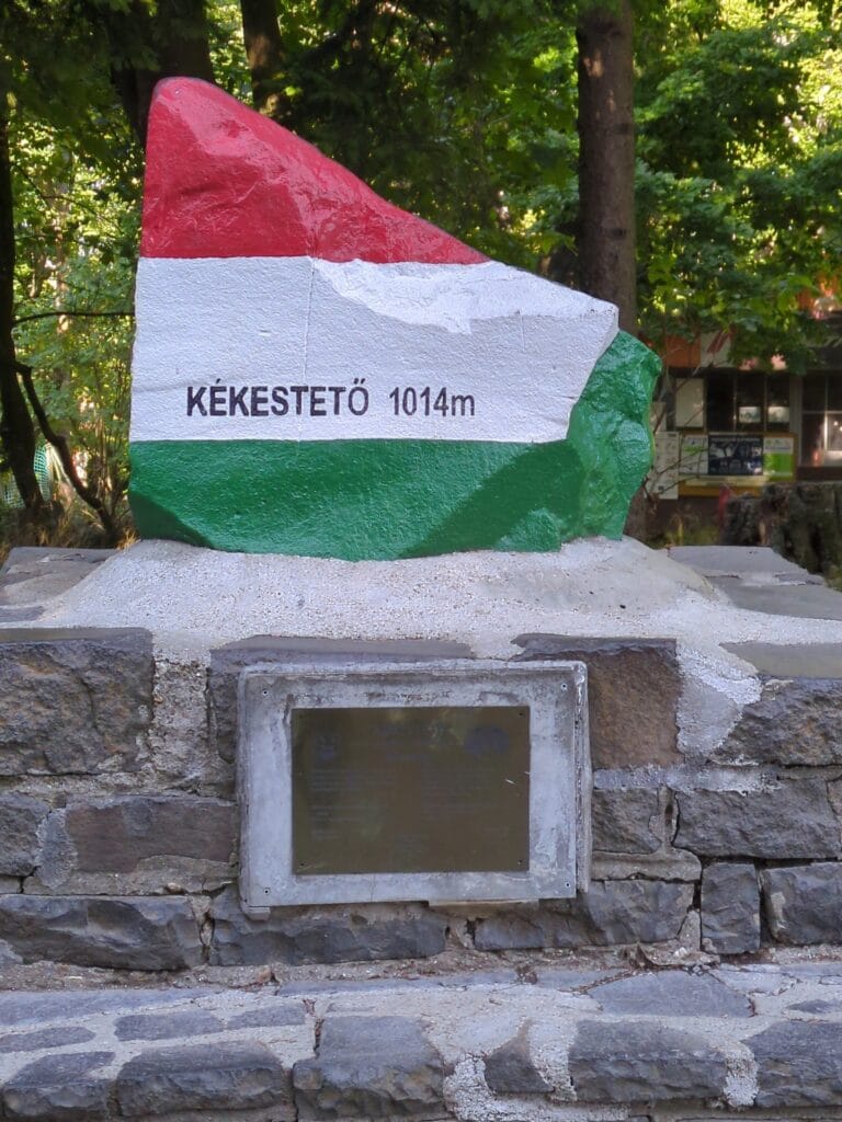 1758094247196